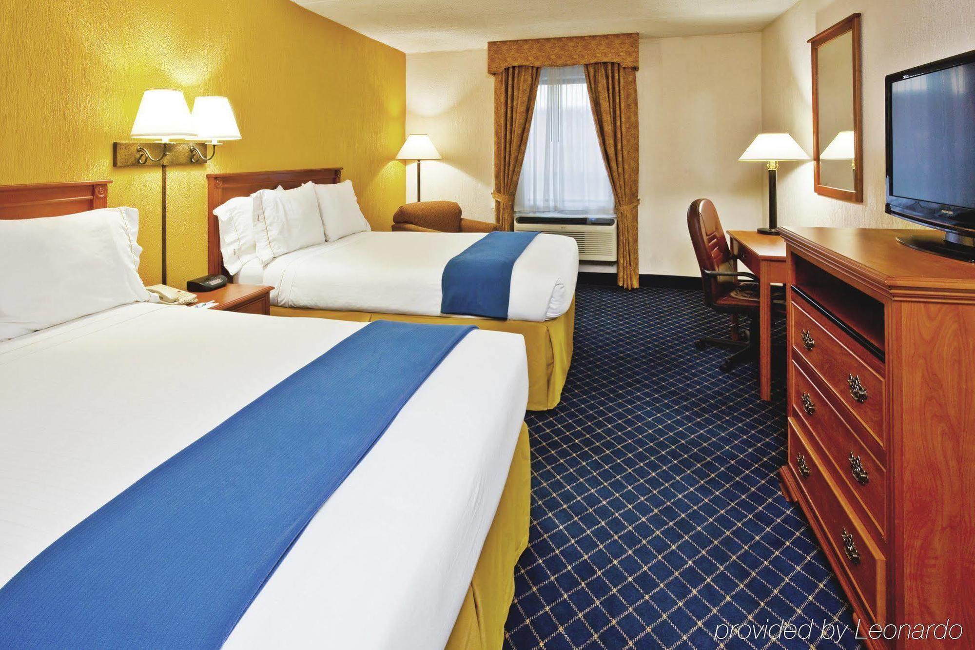 Holiday Inn Express & Suites Nashville-I-40 & I-24 Kültér fotó